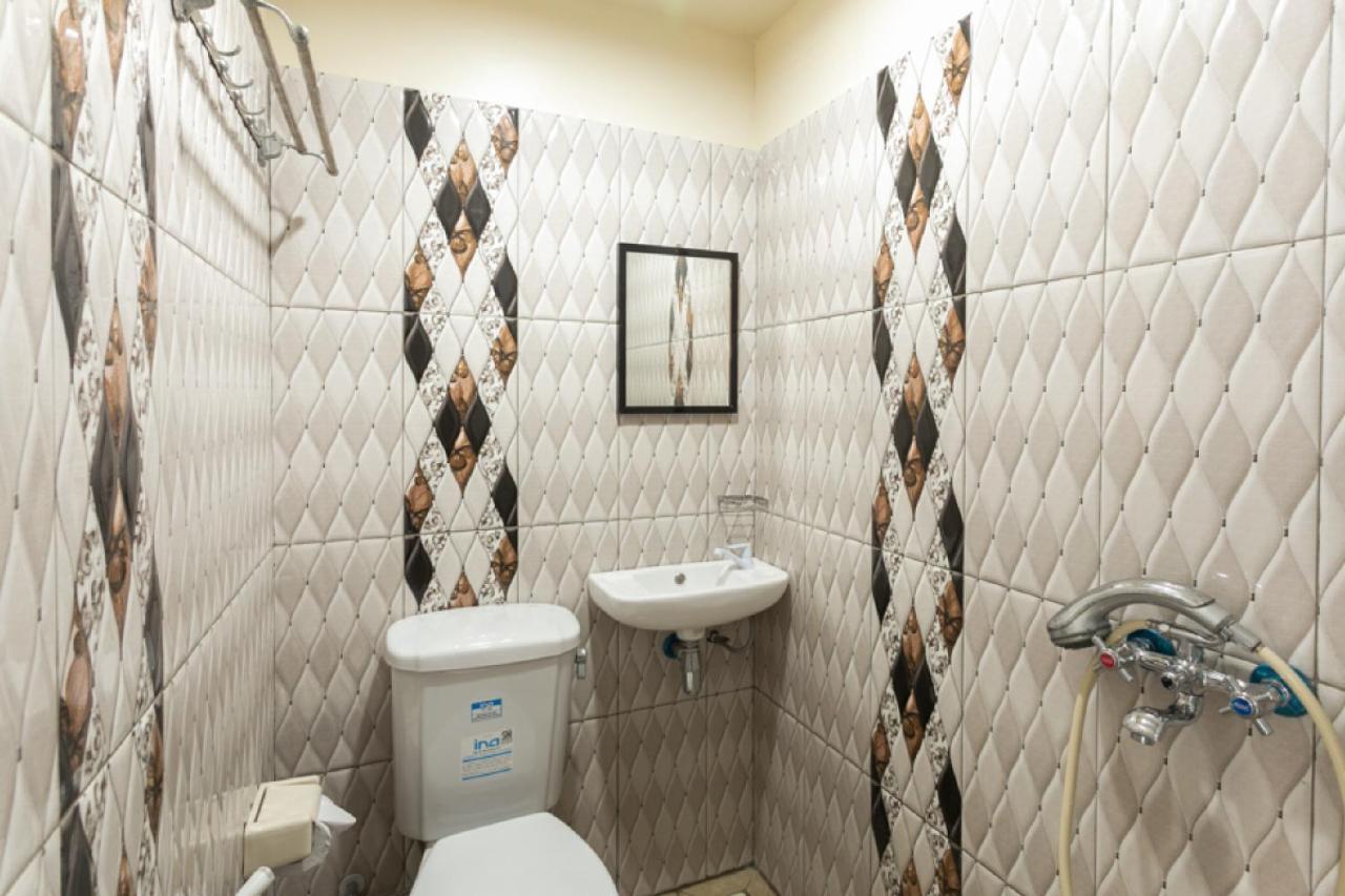 Reddoorz Syariah Near Stadion Manahan Solo 2 Экстерьер фото